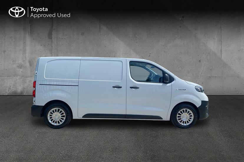 Toyota PROACE 2.0D Icon Medium Panel Van Mwb Euro 6 6Dr White #16