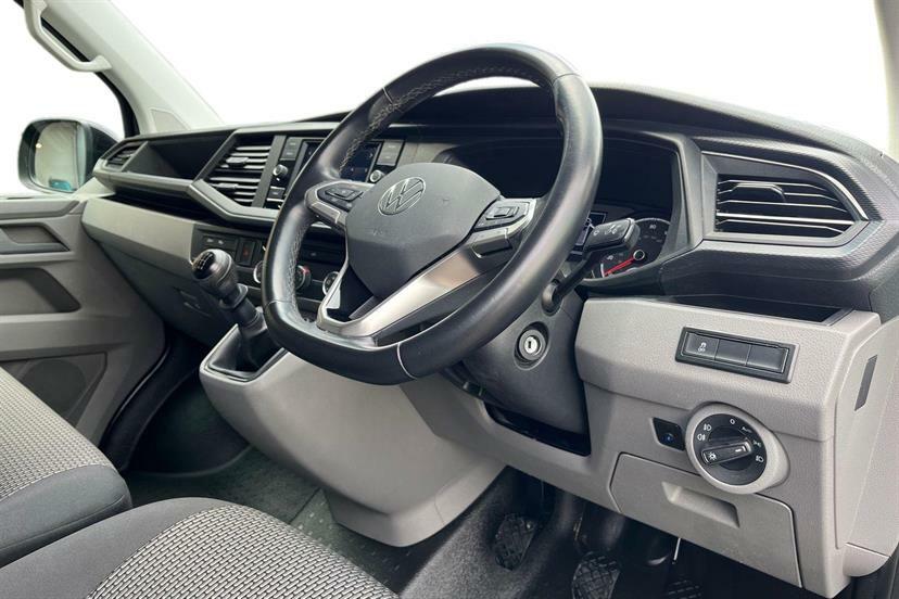 Volkswagen Transporter 2.0 Tdi 150 Highline Kombi Van GK73JNN Black #6