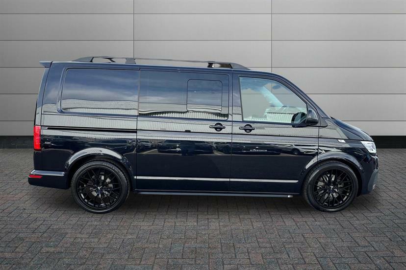 Volkswagen Transporter 2.0 Tdi 150 Highline Kombi Van GK73JNN Black #4