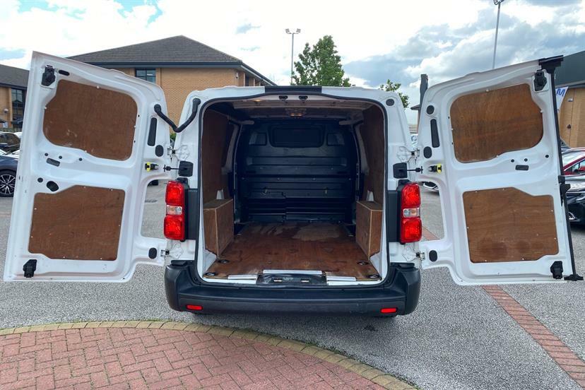 Toyota PROACE Panel Van 2.0D Active Medium Panel Van Mwb Euro 6 Grey #19