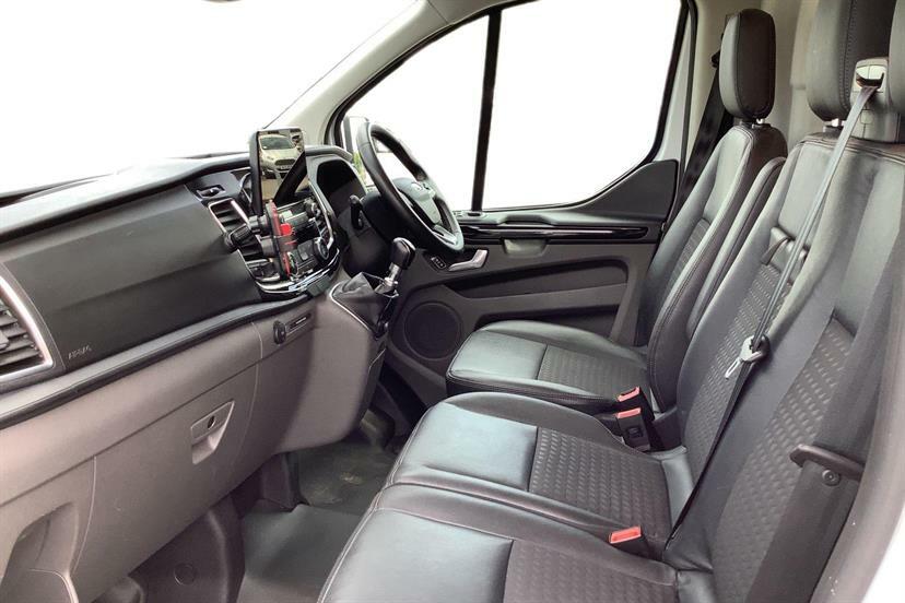 Ford Transit Custom 2.0 Ecoblue 170Ps Low Roof Sport Van RA23ZVK White #4