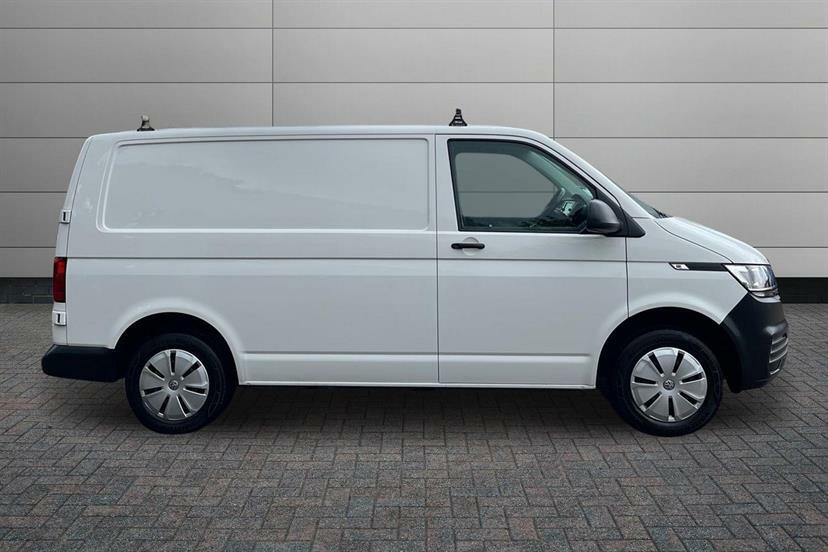 Volkswagen Transporter 2.0 Tdi 110 Startline Van AK71FYR White #4