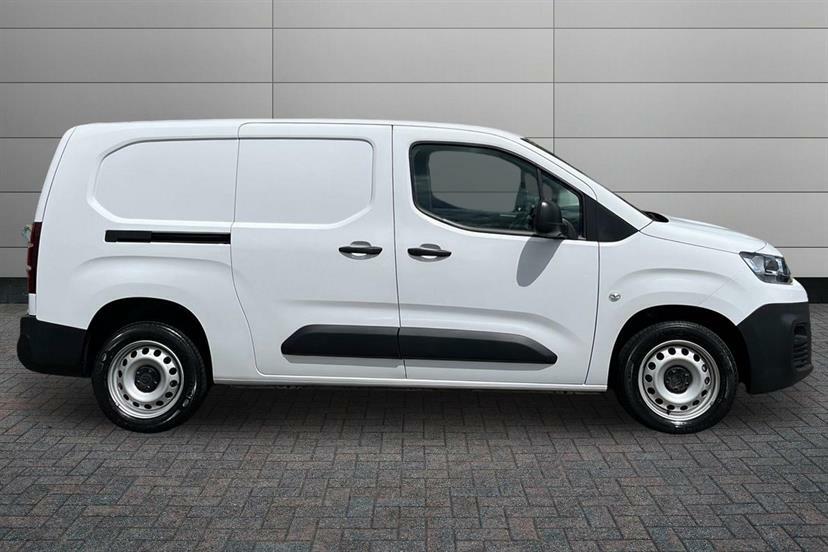 Citroen Berlingo 1.5 Bluehdi 950Kg Enterprise Ed 100Ps 6 Speed Ss White #3
