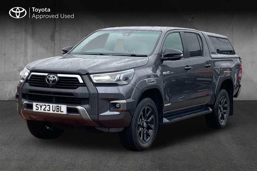 Toyota HILUX Invincible X Dcab Pick Up 2.8 D-4d Grey #3