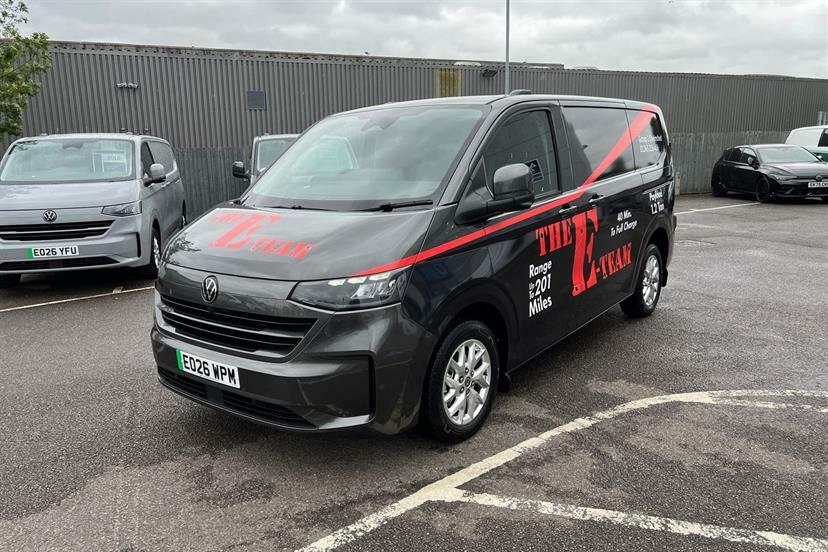 Volkswagen E-Transporter 160Kw 65Kwh Commerce Pro Van #6