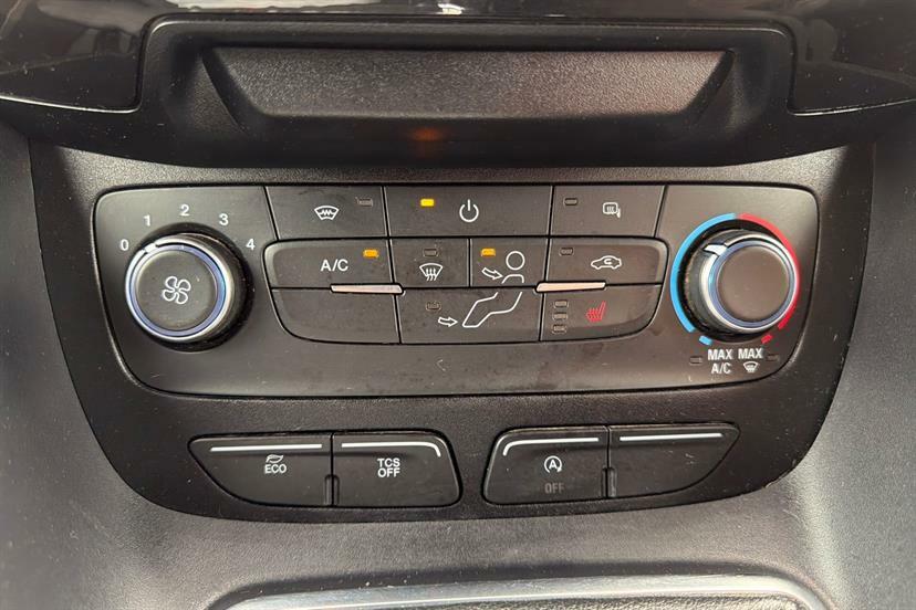 Ford Transit Connect 1.5L 250 Ecoblue Limited Panel Van Red #19