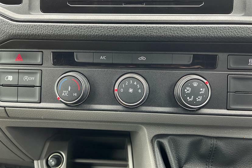 Volkswagen Crafter Cr35 Panel Van Commerce Plus Mwb 140 Ps 2.0 Tdi 8S Grey #43