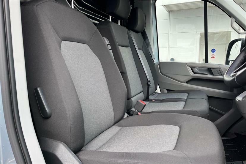 Volkswagen Crafter Panel Van Commerce Plus Mwb 140 Ps 2.0 Tdi 6Sp Man Silver #7