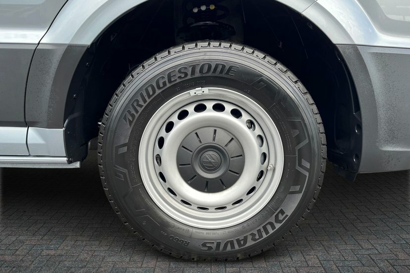 Volkswagen Crafter 2.0 Tdi 140Ps Commerce Plus High Roof Van GD75ELJ Silver #5