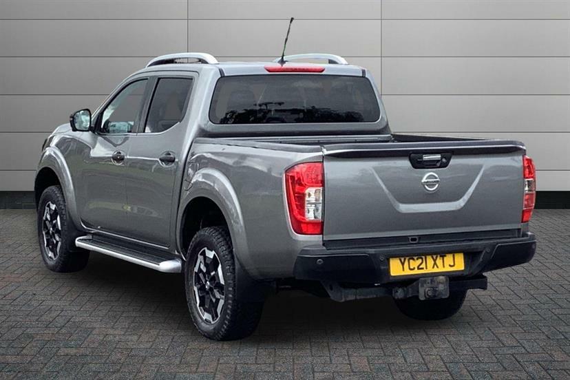 Nissan Navara Double Cab Pick Up Tekna 2.3Dci 190 Tt 4Wd Grey #3