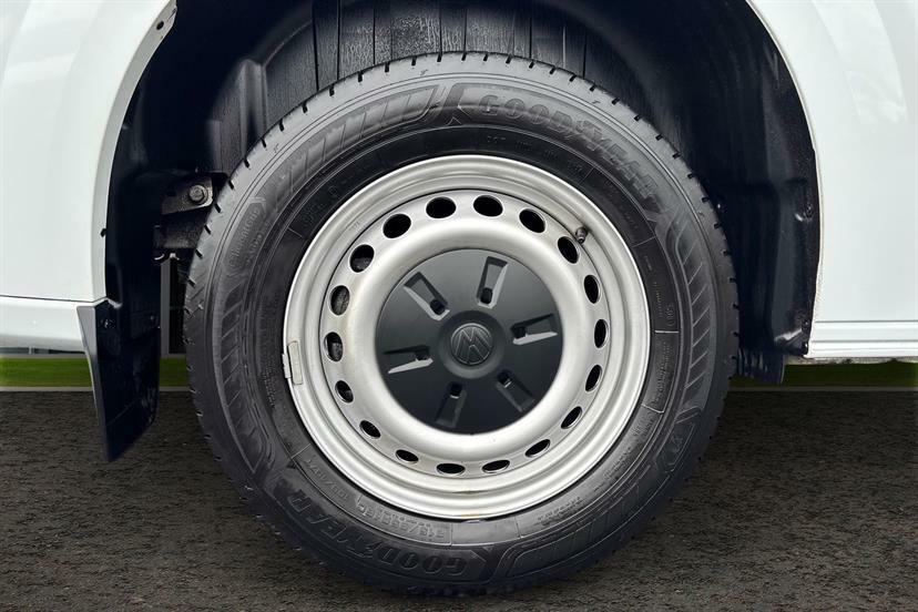 Volkswagen Transporter 2.0 Tdi 110 Commerce Plus Van White #4