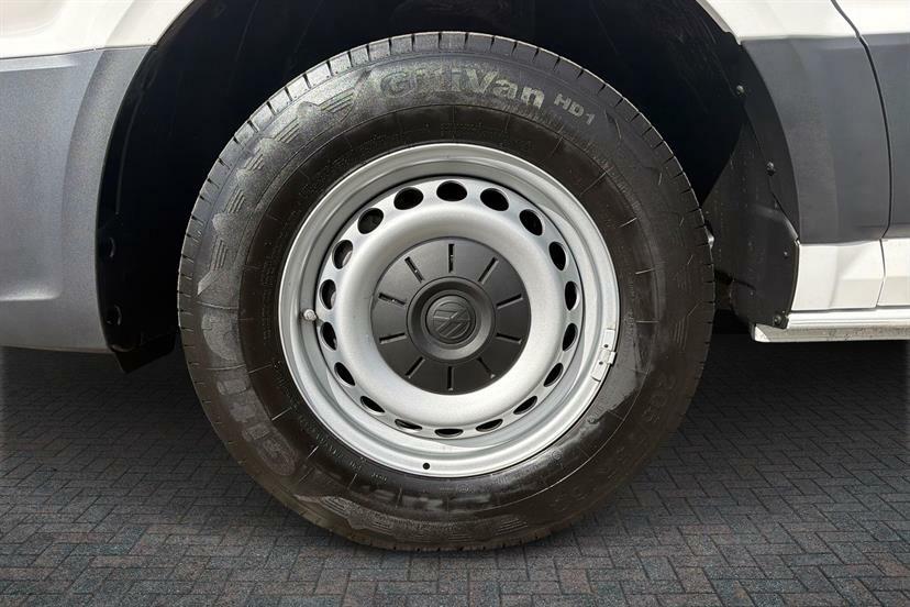 Volkswagen Crafter 2.0 Tdi 140Ps Commerce Plus High Roof Van White #5