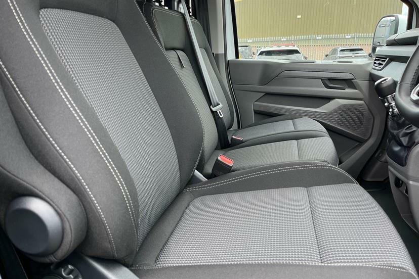 Volkswagen Transporter 2.0 Tdi 110 Commerce Pro Van White #6
