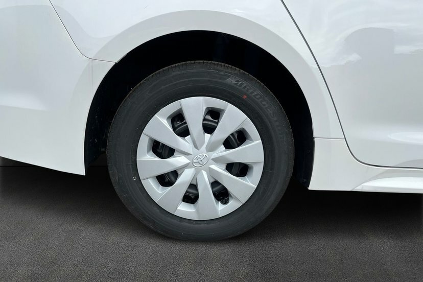 Toyota Corolla 1.8 Vvt-h Car Derived Van Hybrid Cvt 1 White #5