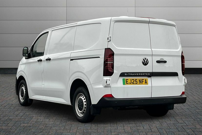 Volkswagen E-Transporter T32 65Kwh Commerce Plus Panel Van Aut White #3