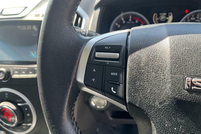 Isuzu D-Max 1.9 Td Yukon 4Wd Euro 6 Red #14
