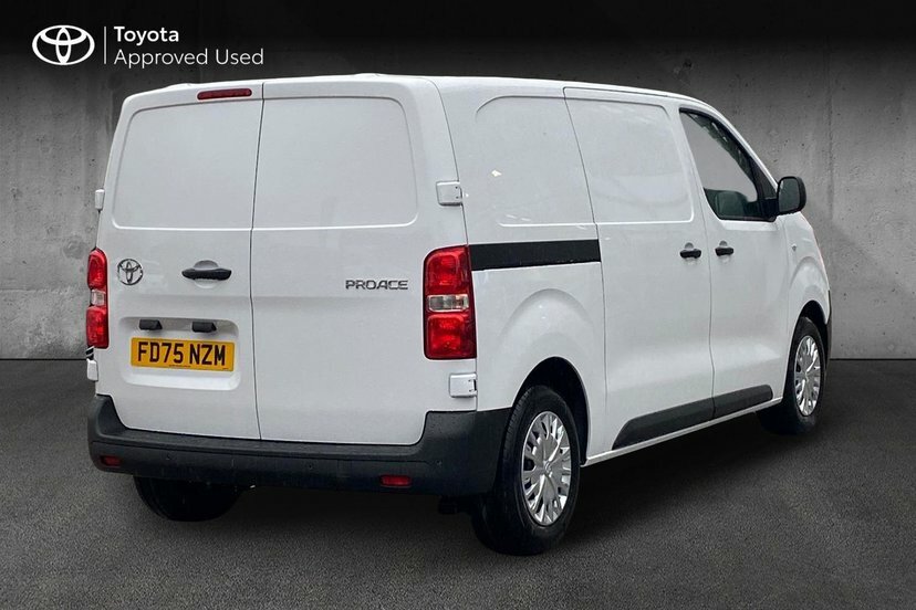 Toyota PROACE 1.5D Icon Medium Panel Van 6Dr Mwb  #2