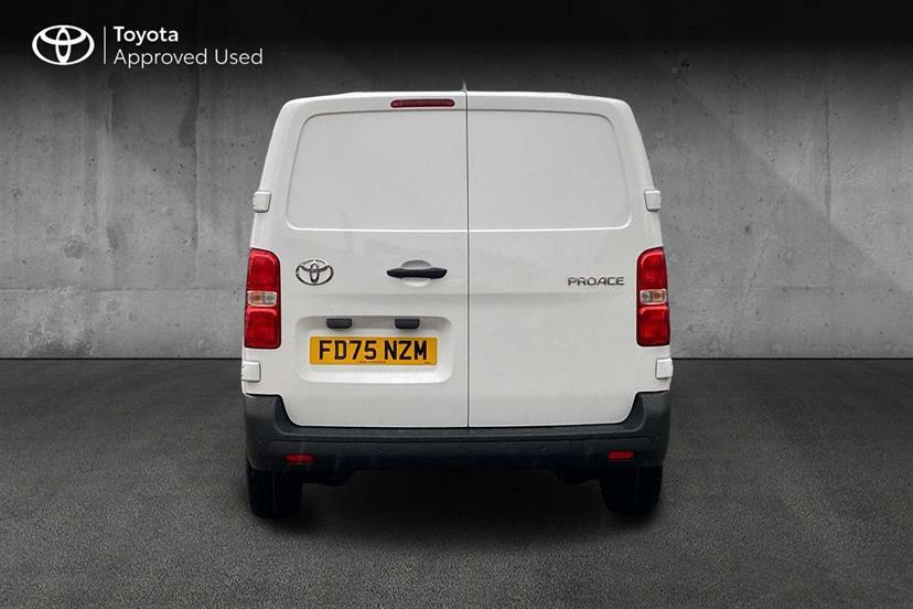 Toyota PROACE 2.0D 145 Icon Van Black #19