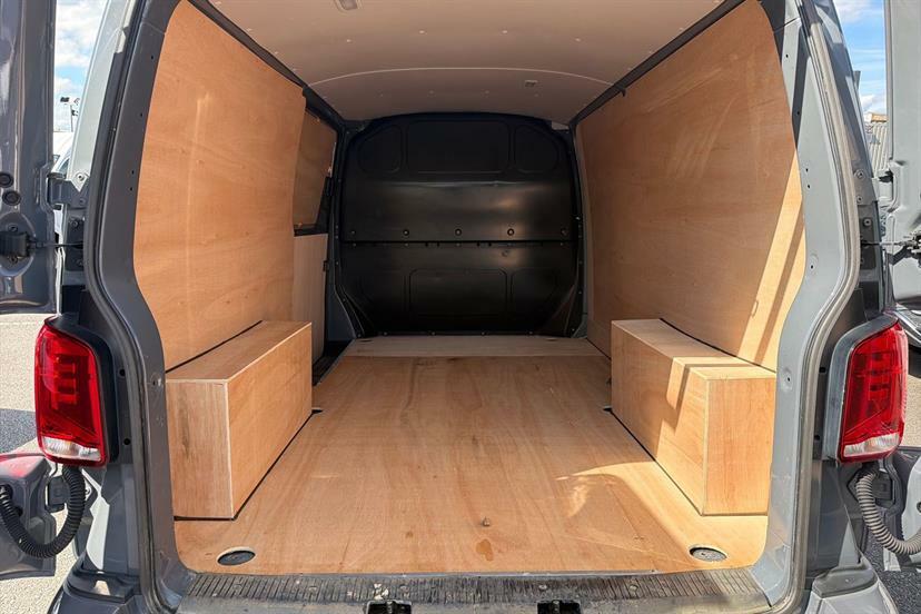 Volkswagen Transporter 2.0 Tdi 110 Startline Van Grey #16