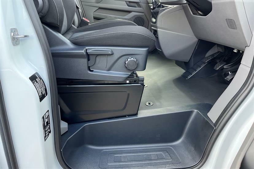 Volkswagen Transporter T30 Panel Van Commerce Plus Swb 150 Ps 2.0 Tdi 6Sp White #14
