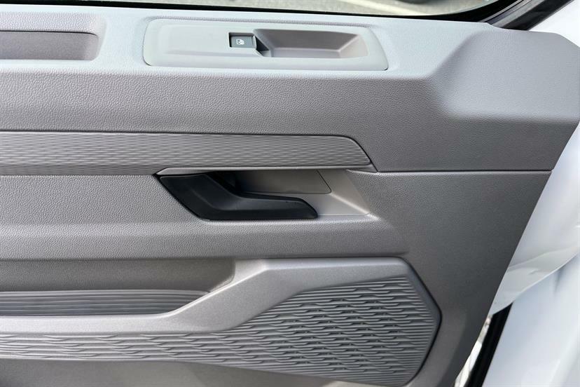 Volkswagen Transporter T30 Panel Van Commerce Plus Swb 150 Ps 2.0 Tdi 6Sp White #10