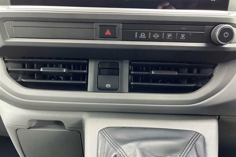 Volkswagen Transporter T30 Panel Van Commerce Plus Swb 150 Ps 2.0 Tdi 6Sp White #45