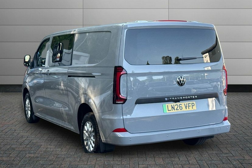Volkswagen E-Transporter T32 65Kwh Commerce Pro Kombi Double Cab Electr Grey #3