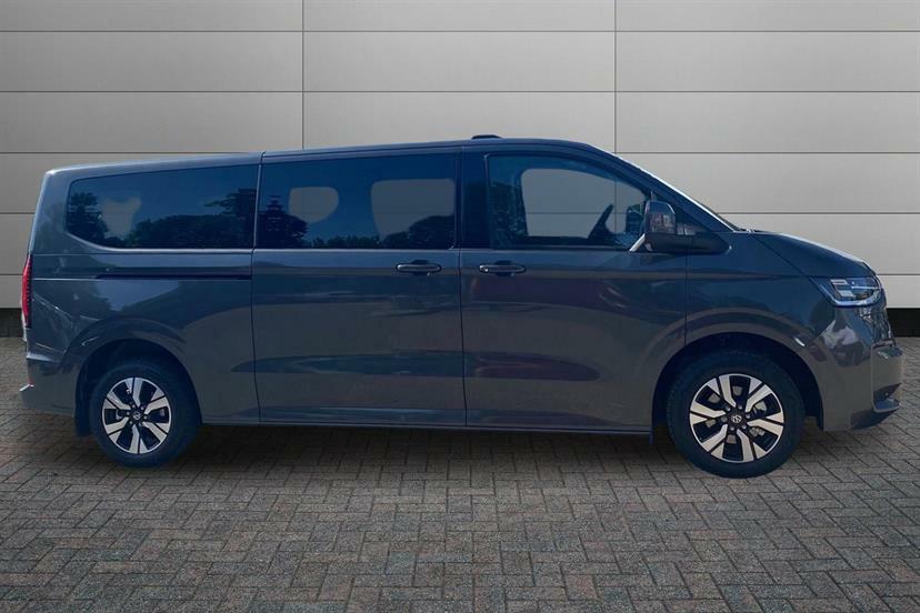 Volkswagen Transporter Shuttle 210Kw 65Kwh Minibus Style  #3