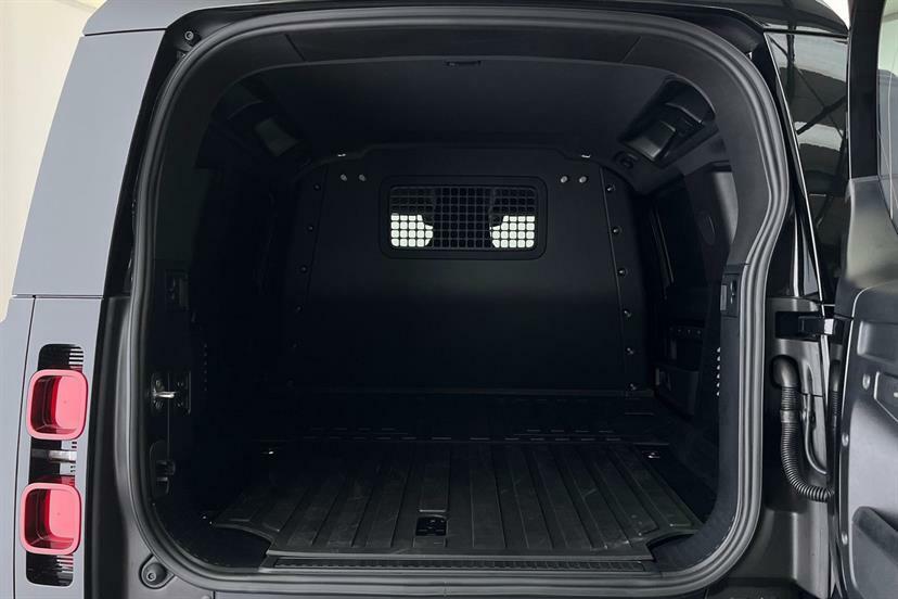 Land Rover Defender 110 X-dynamic Se Black #10