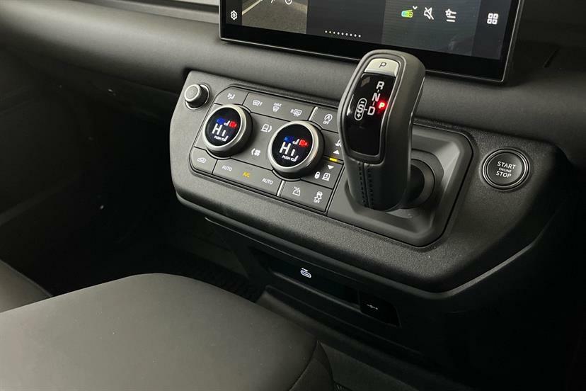 Land Rover Defender 110 X-dynamic Se Black #13
