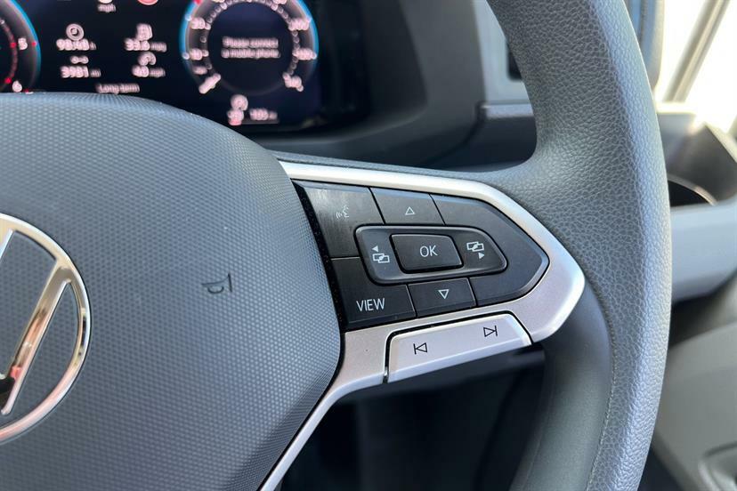 Volkswagen Crafter Cr35 Commerce Plus Lwb Euro 6 140Ps Digital Dash White #23