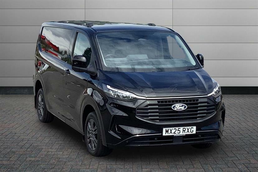 Ford Transit Custom 2.0 Ecoblue 136Ps H1 Van Limited Black