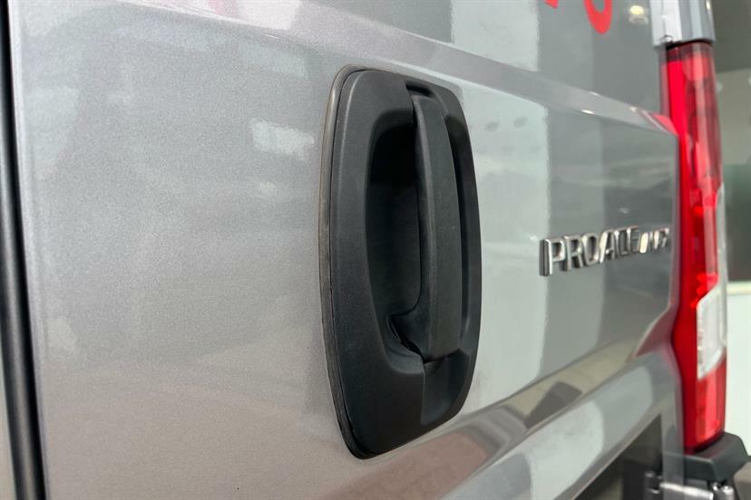 Toyota PROACE 2.0D 145 Icon Van Grey #23