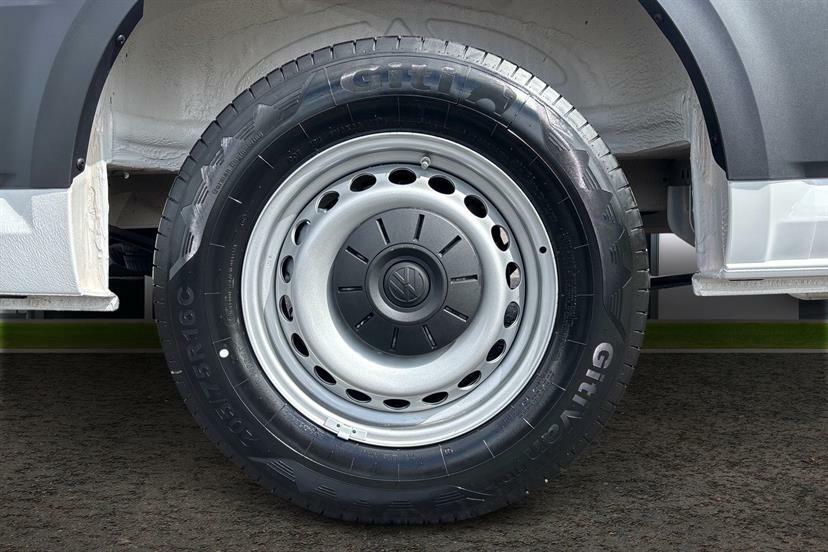 Volkswagen Crafter 2.0 Tdi 140Ps Commerce Plus High Roof Van White #4