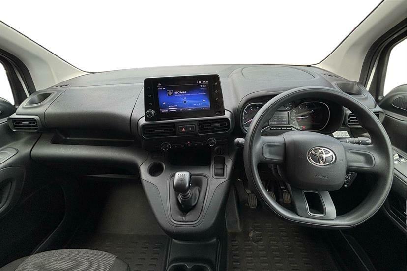 Toyota Proace City 1.5D 100 Active Van 6 Speed White #5