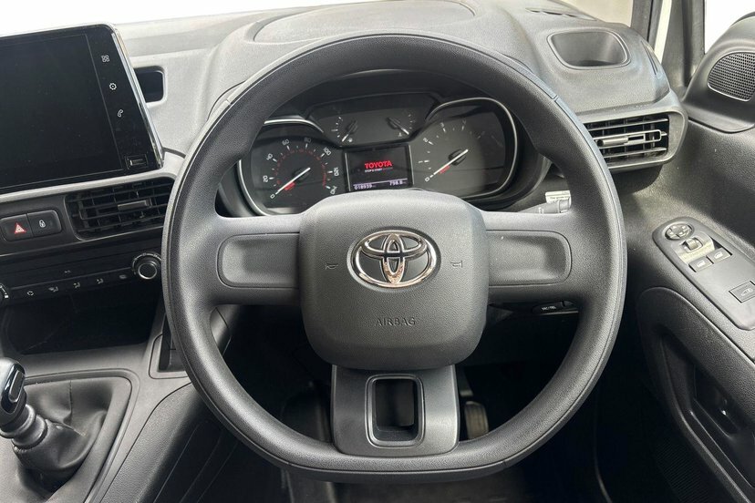 Toyota Proace City 1.5 Bluehdi Active Short Panel Van Manu White #6