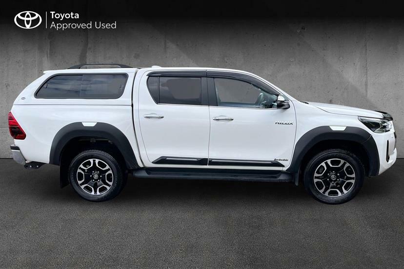 Toyota HILUX Invincible Dcab Pick Up 2.4 D-4d White #4