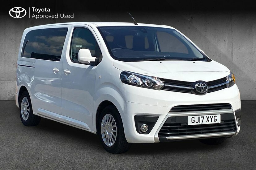 Toyota Proace Verso 1.6D Shuttle Medium Mpv Mwb 9 S White