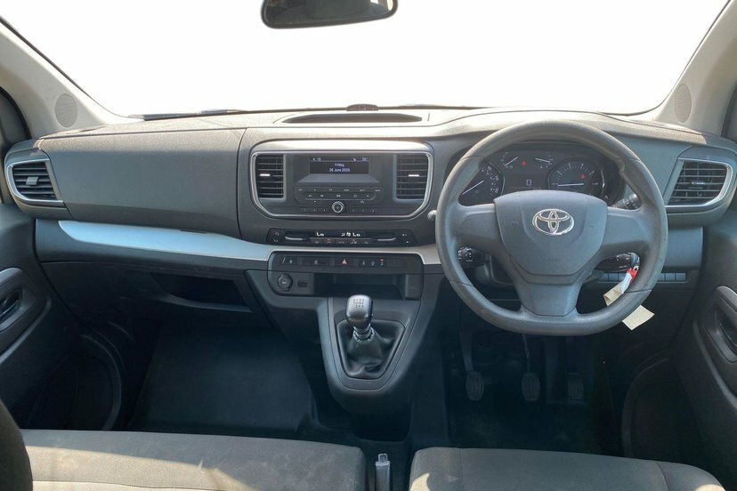 Toyota Proace Verso 1.6D Shuttle Medium Mpv Mwb 9 S White #5