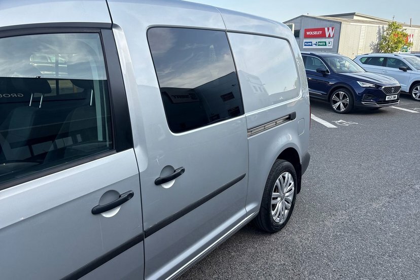 Volkswagen Caddy Maxi 1.0 Tsi C20 Crew Van Double Cab Silver #25