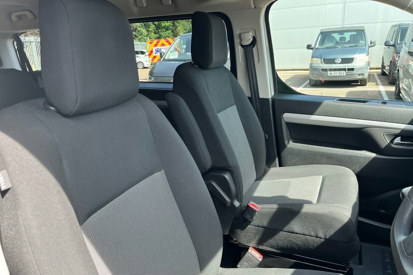 Citroen SpaceTourer 1.6 Bluehdi Feel M Blue #15