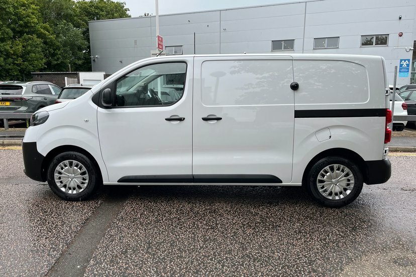 Toyota PROACE Icon Long 75Kwh White #14