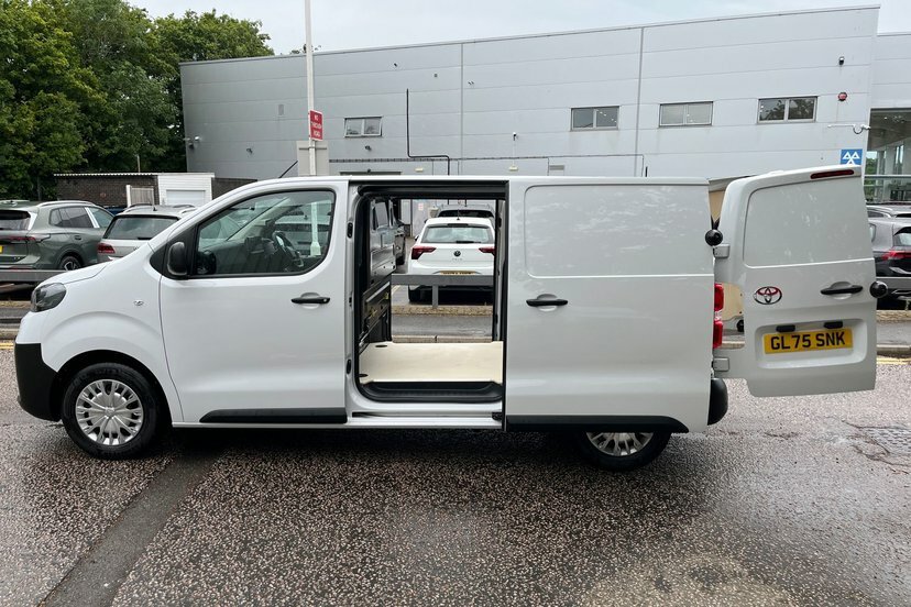 Toyota PROACE Icon Long 75Kwh White #22