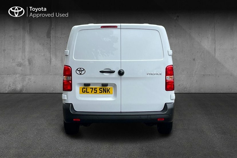 Toyota PROACE Icon Long 75Kwh White #12