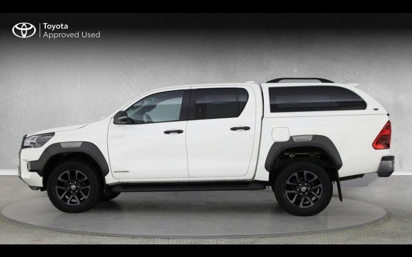 Toyota HILUX 2.8 D-4d Invincible X 4Wd  #4