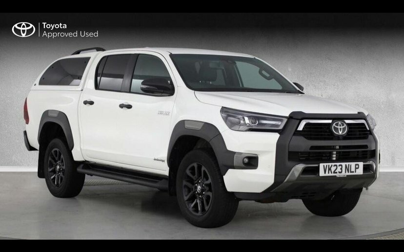 Toyota HILUX 2.8 D-4d Invincible X 4Wd 