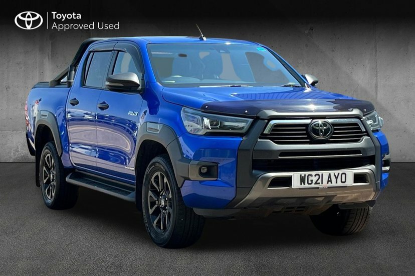 Toyota HILUX 2.8 D-4d Invincible X Pickup Double Cab Blue