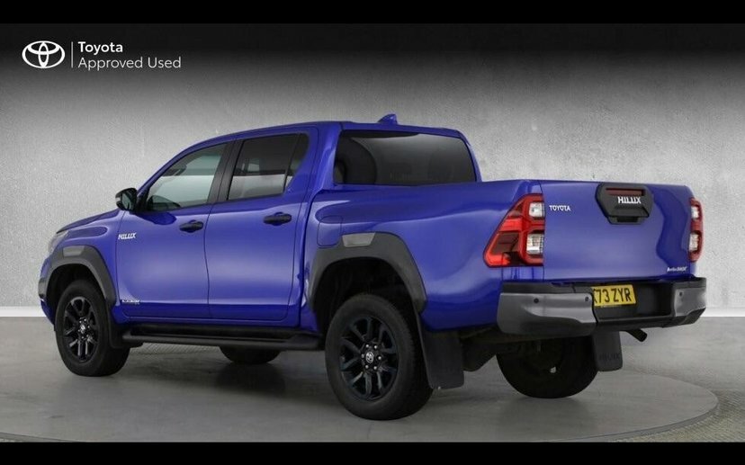 Toyota HILUX 2.8 D-4d Invincible X 4Wd  #5