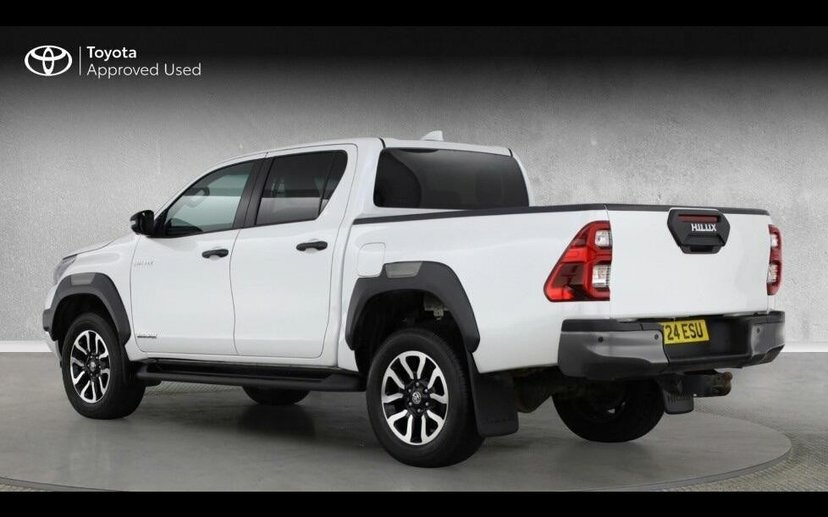 Toyota HILUX 2.8 D-4d Invincible X 4Wd  #4