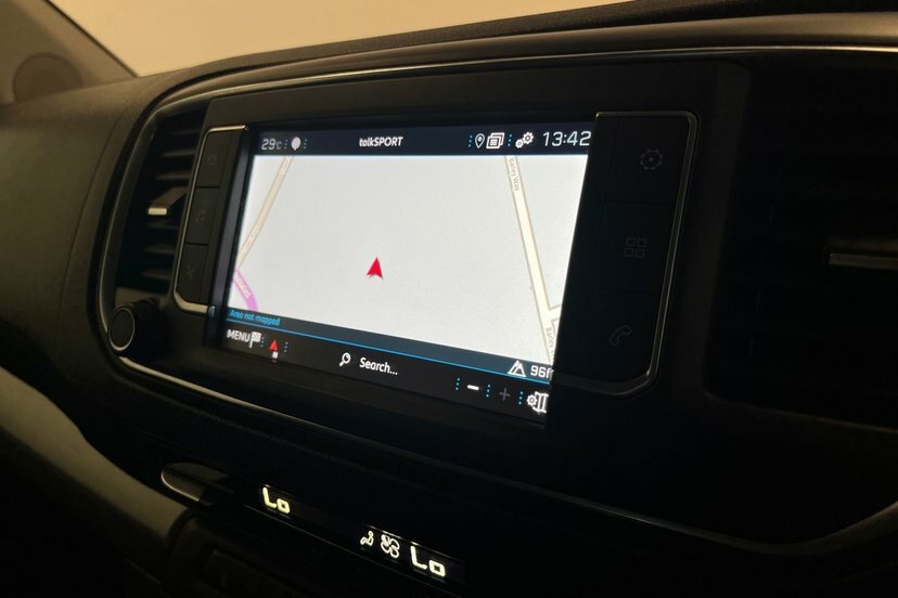 Peugeot Traveller Bluehdi Active U5932 Ulez Red #15